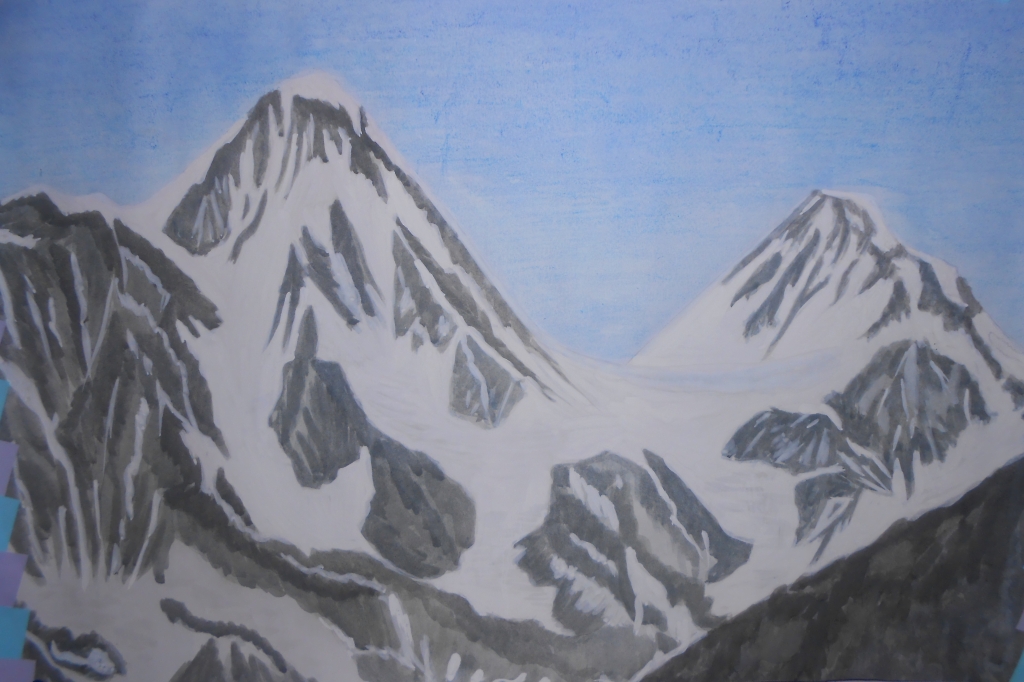 Легкие горы читать краткое. Алтайские горы карандашом. Гора Белуха рисунок. Гора Белуха карандашом. Алтайские горы рисунок карандашом.